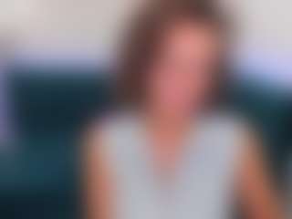 Live cam show with KiraSteel - Average on crypto-cams