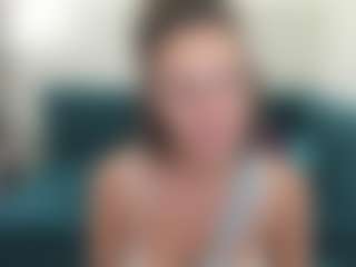 Live cam show with KiraSteel - Oil on Streamer API
