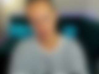 KiraSteel's Live Sex Cam Show