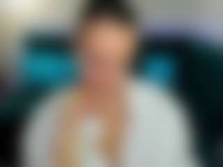 KiraSteel's Live Sex Cam Show