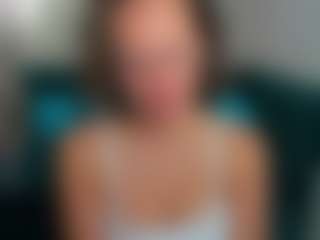 KiraSteel's Live Sex Cam Show