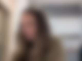 LouraBalzer's Live Sex Cam Show