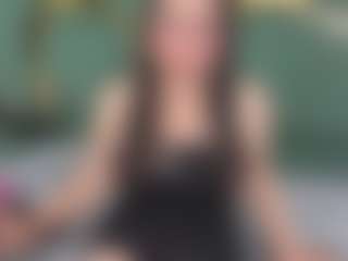 RoxanneBloom's Live Sex Cam Show