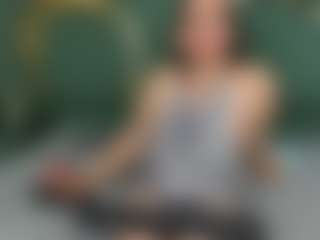 RoxanneBloom's Live Sex Cam Show