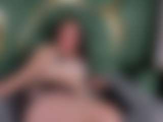 RoxanneBloom's Live Sex Cam Show