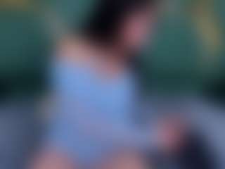 RoxanneBloom's Live Sex Cam Show