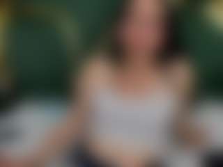 Live cam show with RoxanneBloom - Double Penetration on madthumbs
