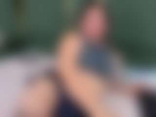 RoxanneBloom's Live Sex Cam Show