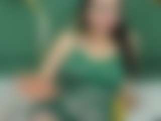 Live cam show with RoxanneBloom - Double Penetration on SinfulBabes