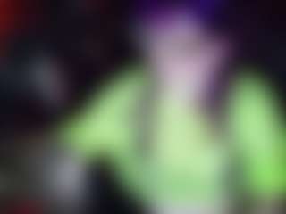 Live cam show with sinstresshemlock - Strapon on CamwithHer