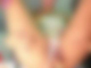 Live cam show with SuzzanRugge - Fuck Machine on Camsoda