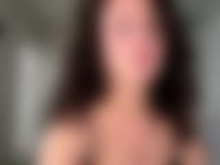 Live cam show with A_Milla - Spin on livesuperchat.net