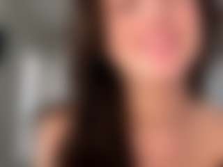 Live cam show with A_Milla - Living Room on AdultVida.com