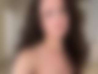 Live cam show with A_Milla - Spanks on Free Soda
