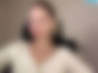 Eve's Live Sex Cam Show