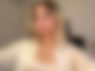 Eve's Live Sex Cam Show