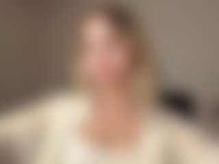 Eve's Live Sex Cam Show