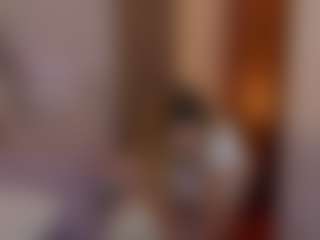 Live cam show with Daraa strom - Green Eyes on Camsoda