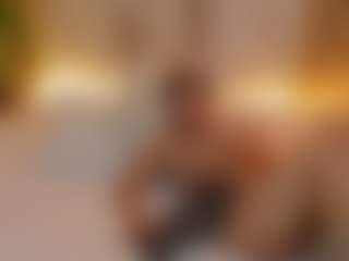 Live cam show with Daraa strom - Public MILF on Camsoda