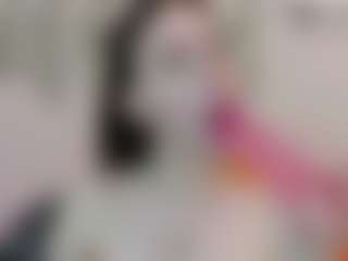 Live cam show with EllieRough - Brown Hair on Cam Slut
