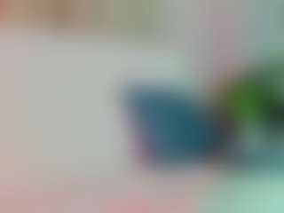 Live cam show with EllieRough - Gray Eyes on Streamer API