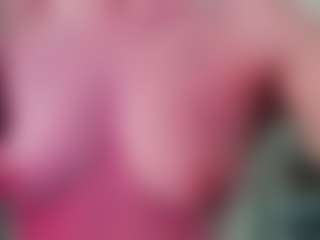 Live cam show with EllieRough - Butt Plug on Camsoda