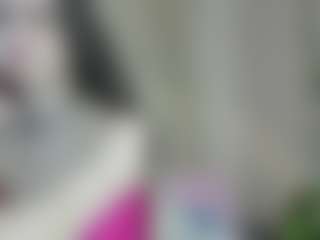 Live cam show with EllieRough - Gray Eyes on SquirtSoMuch