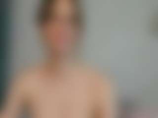 EllieRough's Live Sex Cam Show