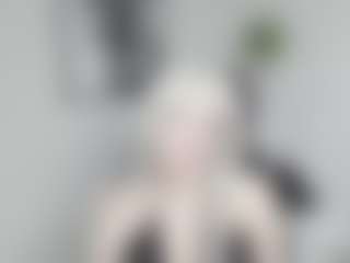 Live cam show with NikaDream1 - Blonde Hair on Uber Horny