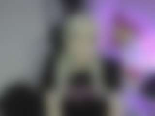Live cam show with NikaDream1 - Gamer on AdultVida.com