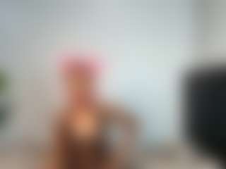 Live cam show with blackfantastickk - Strapon on fapnchat