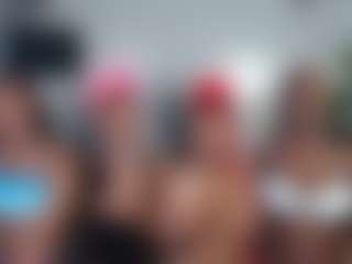 Live cam show with blackfantastickk - Black Petite on Milfs Live