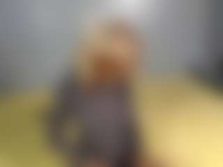 Live cam show with blackfantastickk - Bedroom Latina on Free Soda