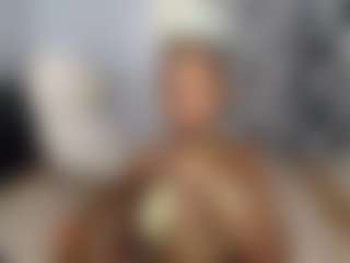 Live cam show with blackfantastickk - Brown Eyes Ebony on Camsoda