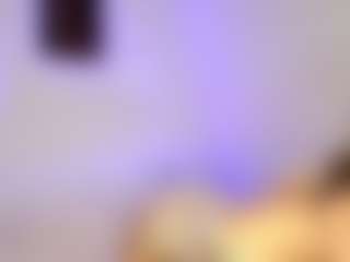 Emiora's Live Sex Cam Show