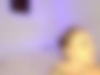 Emiora's Live Sex Cam Show
