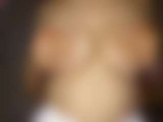 Live cam show with Emily - Brown Hair Teen (18+) on fapnchat