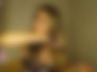 Live cam show with Emily - Flashing on livesuperchat.net