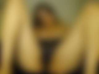 Live cam show with Emily - Erotic Dance on Mixed Magazine Live