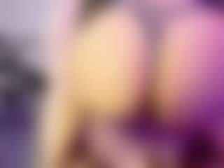 Live cam show with Lucymuur - Erotic Dance on Camsoda