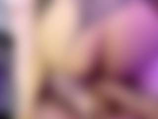 Live cam show with Lucymuur - Anal on liverealitysex.com