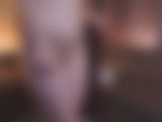 Live cam show with MarivelSicola - Sexy on Gym Cam Girls