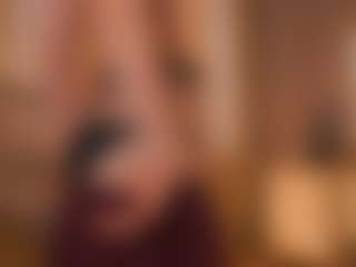 Live cam show with MarivelSicola - Middle Aged on livesuperchat.net
