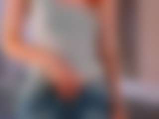 Live cam show with MarivelSicola - Body Massage on Hubzter Live