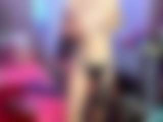 Live cam show with RoxyeSinner - Strapon on crypto-cams