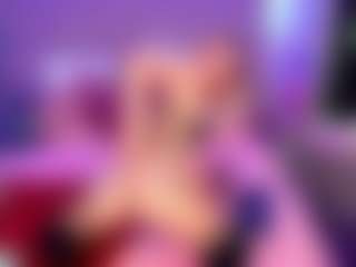 Live cam show with RoxyeSinner - Lush Mature on Camsoda