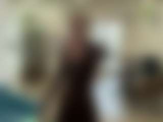 Live cam show with Dina - Blonde Hair on SquirtSoMuch