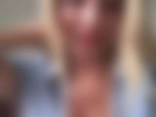 chloekiss's Live Sex Cam Show