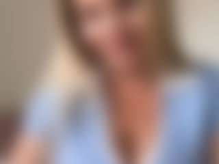chloekiss's Live Sex Cam Show