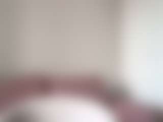 Live cam show with chloekiss - Camel Toe on Soda Cam
